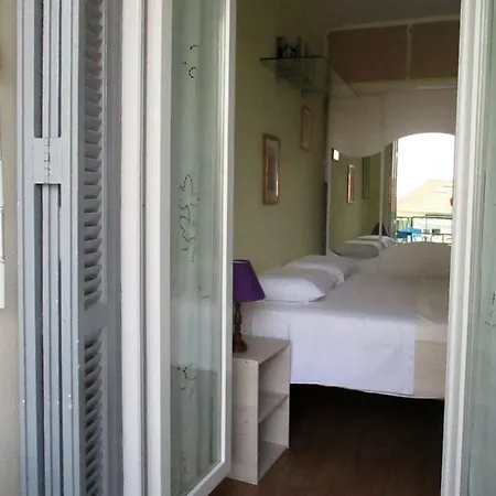 Apartment In Rue Halevy *