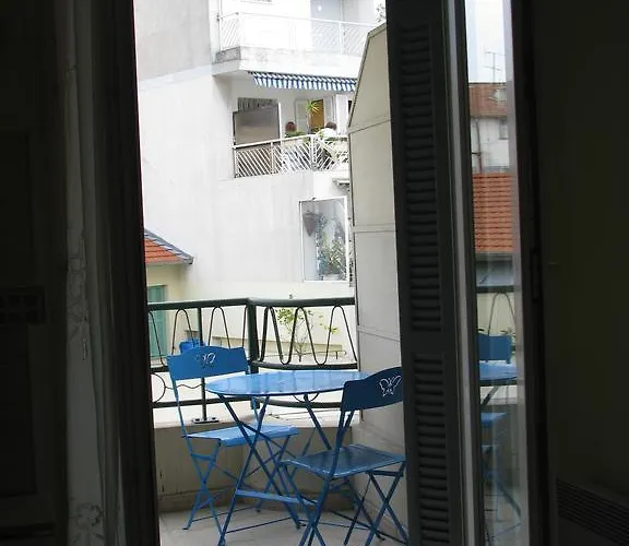 Appartement In Rue Halevy *