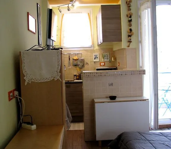 Appartement In Rue Halevy *