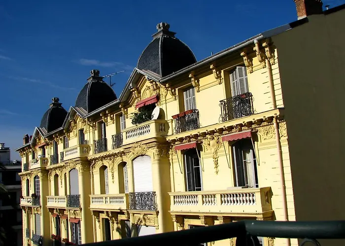 In Rue Halevy Nice